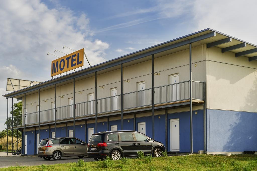Tour-Motel Wilfersdorf  Luaran gambar