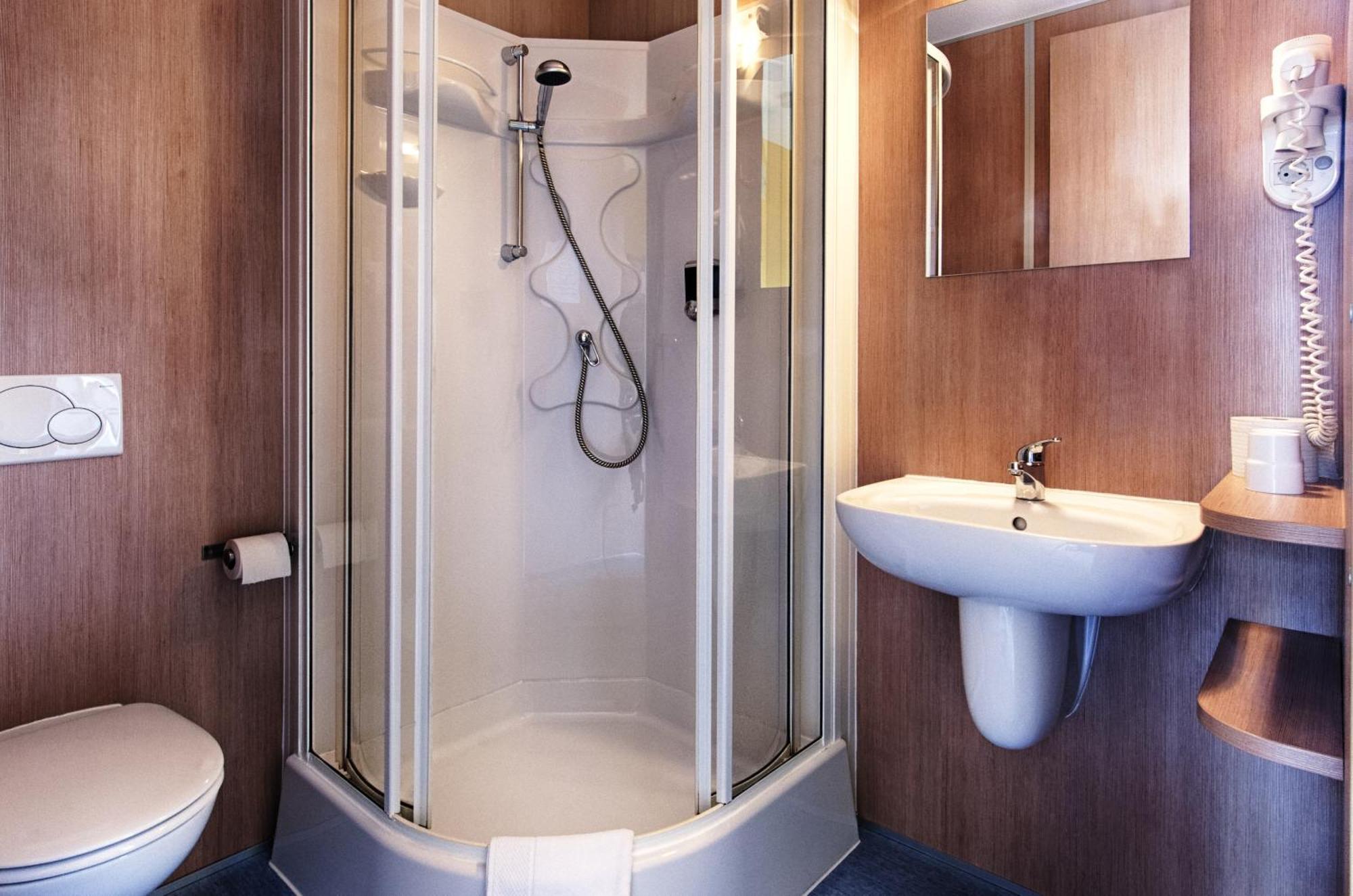 Tour-Motel Wilfersdorf  Bilik gambar